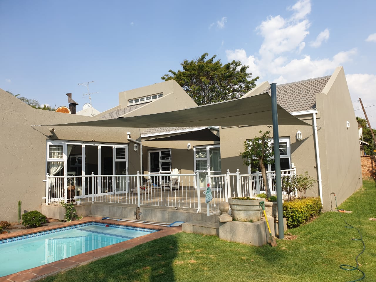 Custom Shade Sails Custom Shade Sails specializes, supplies and